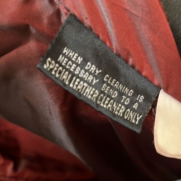 Wilson’s Black Leather Jacket - Picture 5 of 7